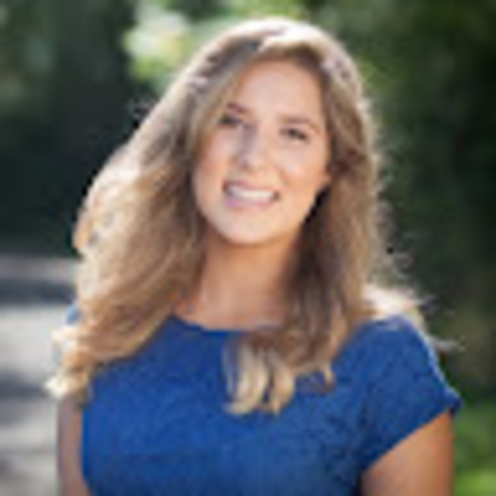 Meet your Posher, Kristina 'tia'